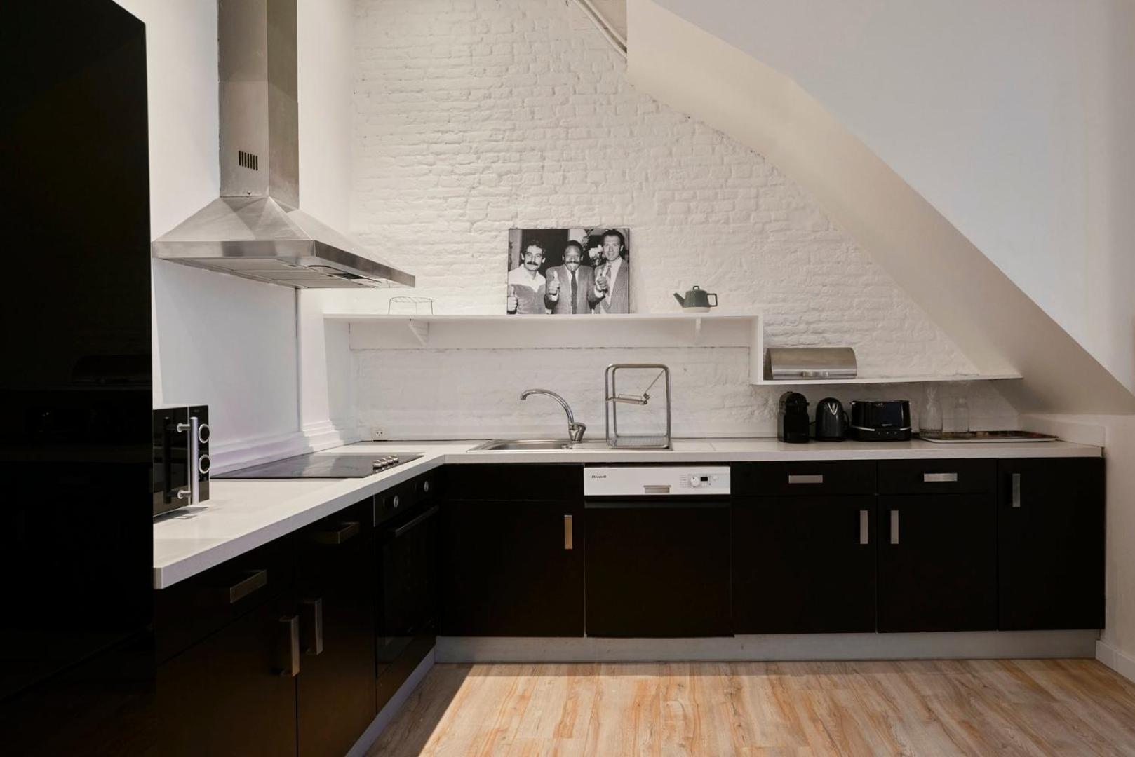 Old Lille: Charming Renovated Apartment Exterior foto